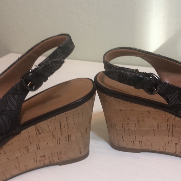Coach wedges Size 6B. - Picture 11 of 12